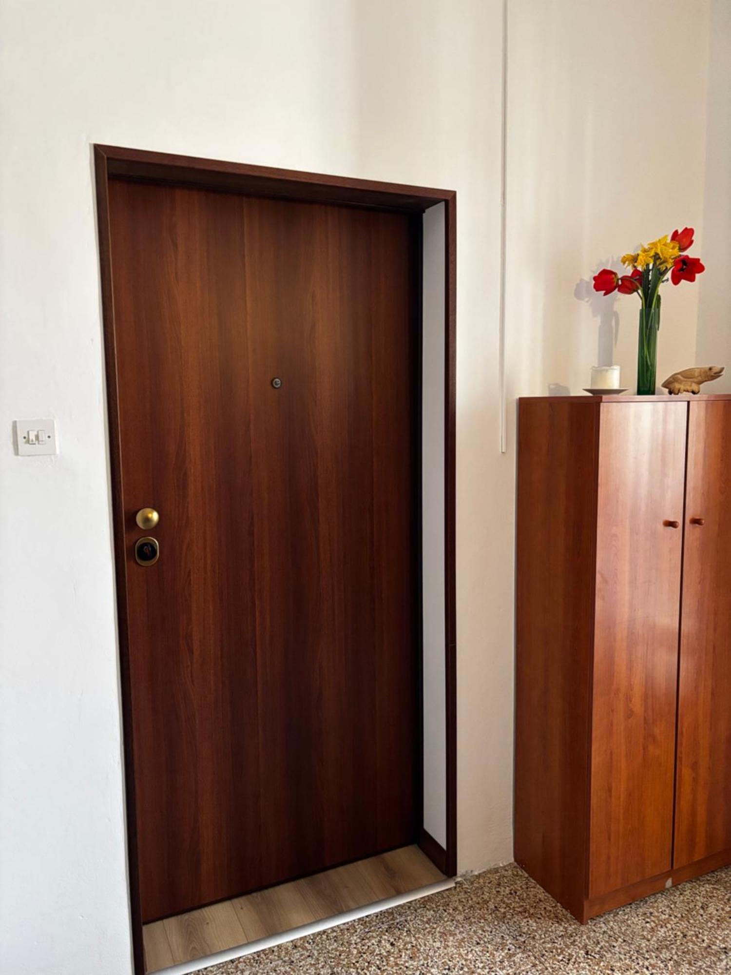 Apartment Via Tomba *